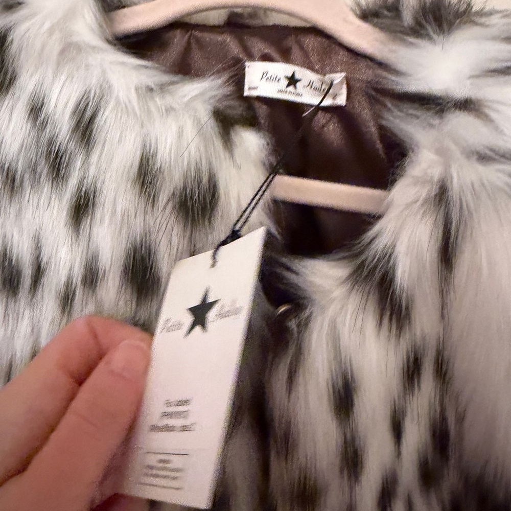 Petite Hailey Faux Fur Jacket size 2 NWT - Picture 7 of 11